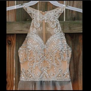 SILVER METALLIC PROM DRESS